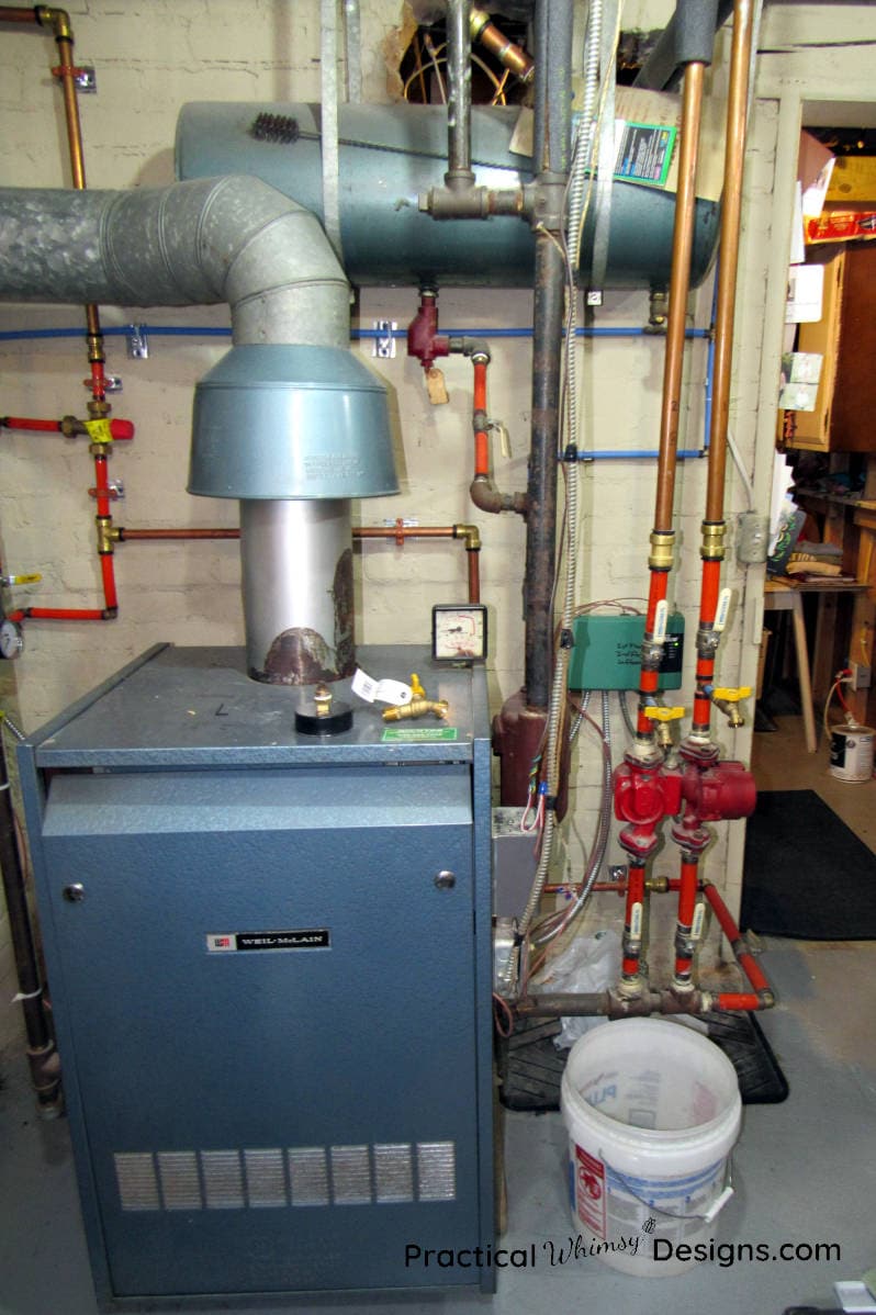 Boiler with pipes