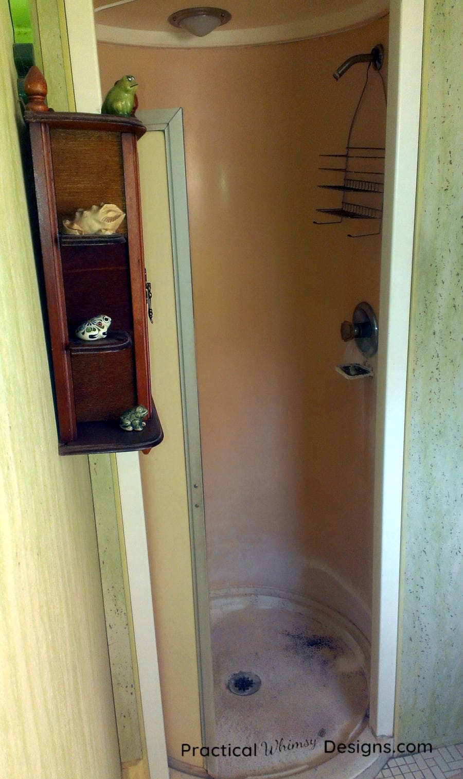 Round Master Bathroom Shower before remodel