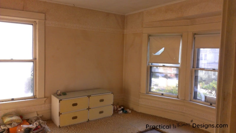 Master bedroom before remodeling